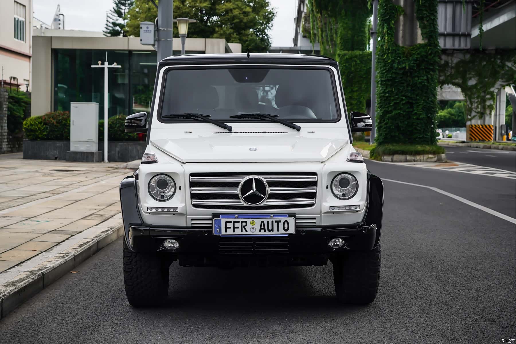 Mercedes-Benz G-Class, 2016 9