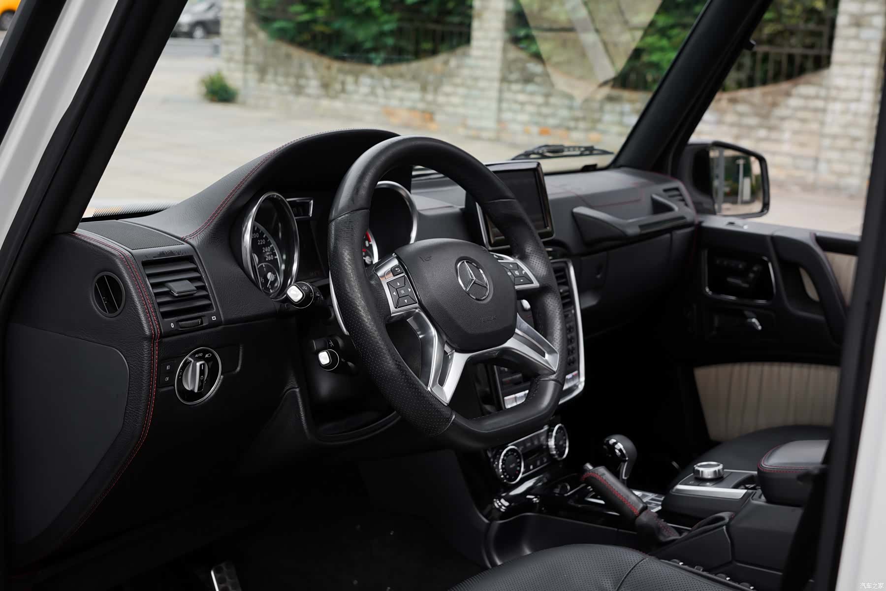 Mercedes-Benz G-Class, 2016 14