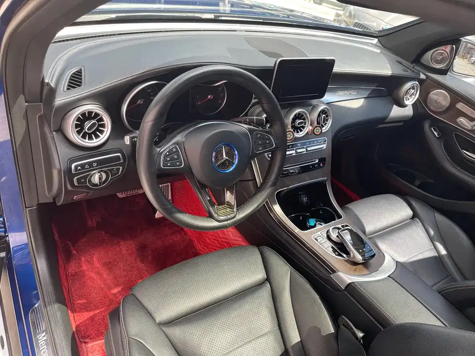 Mercedes-Benz GLC Mercedes-Benz GLC