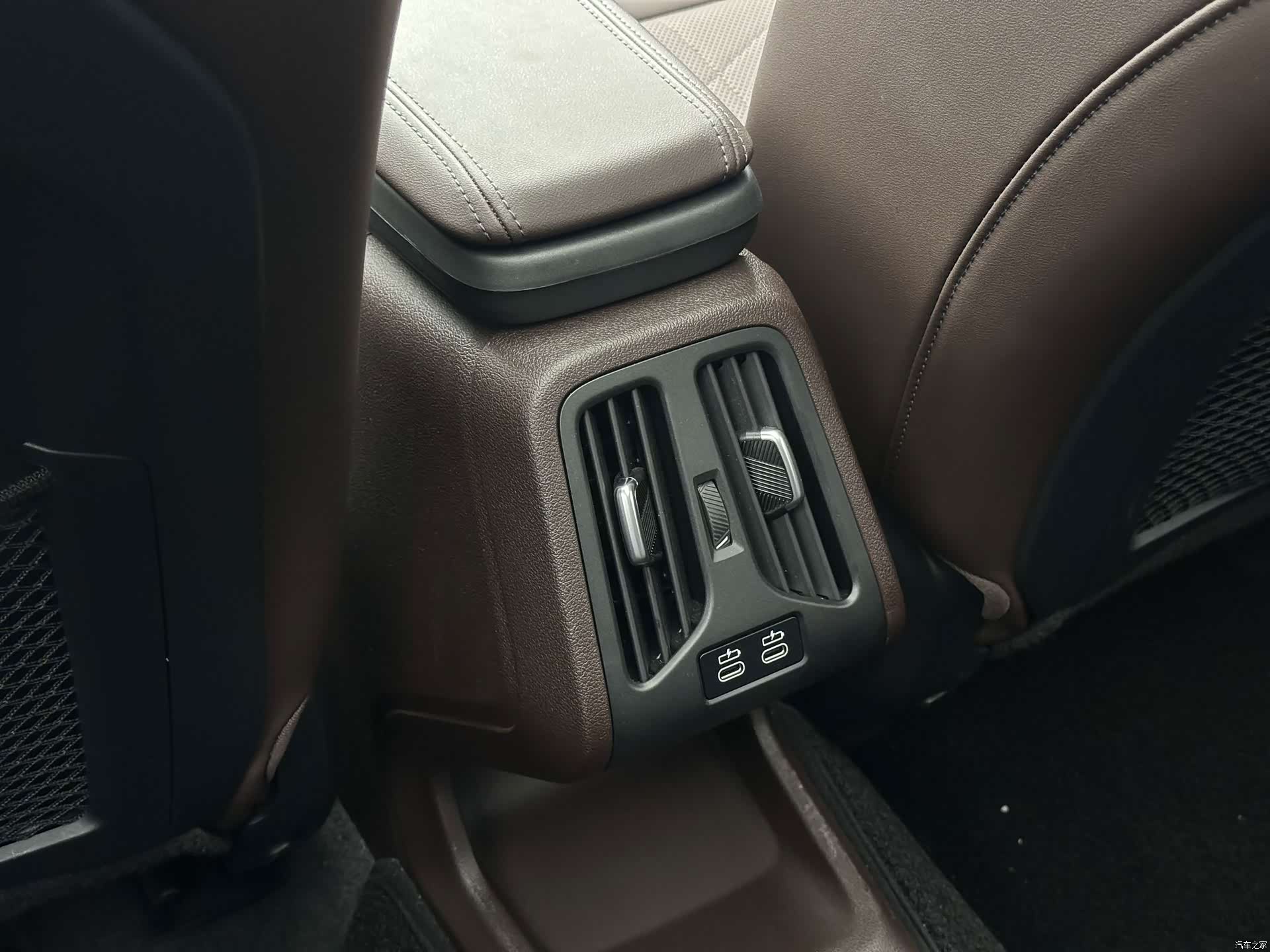 BMW X1, 2024 13