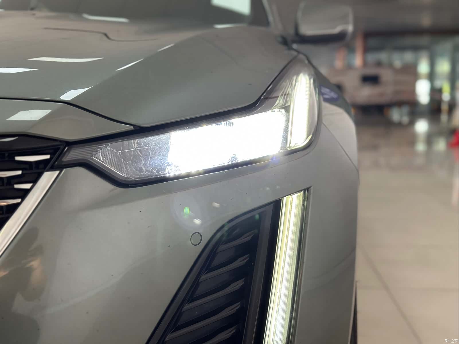 Cadillac CT5, 2022 4