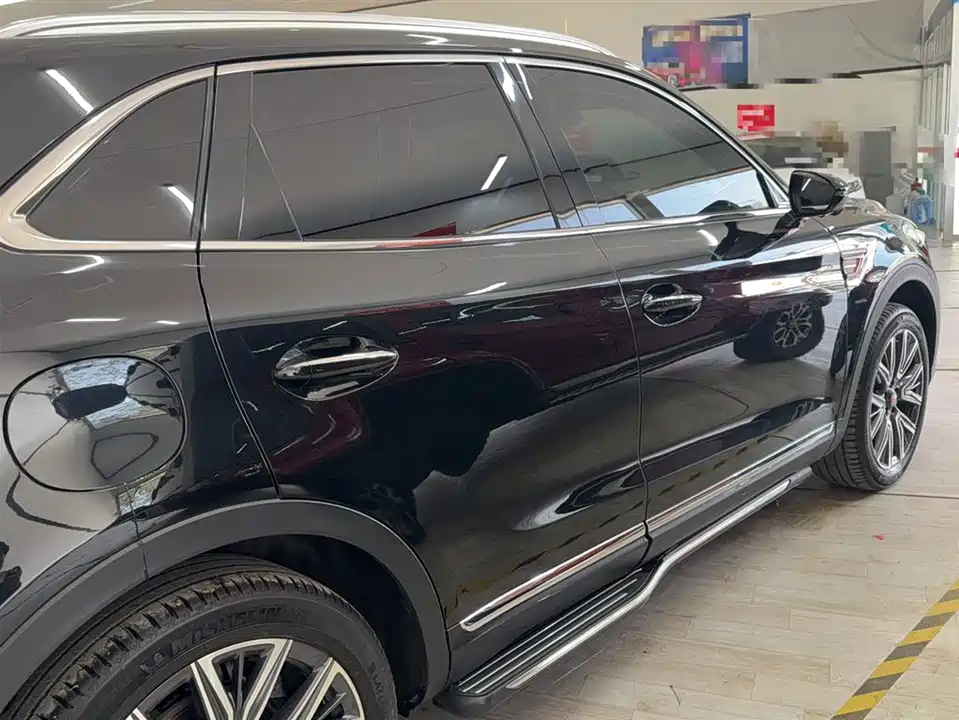 Hongqi HS5 Hongqi HS5