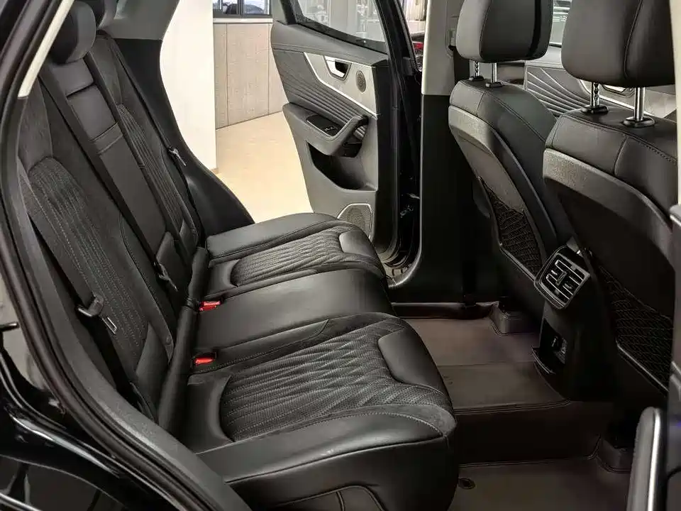 Hongqi HS5 Hongqi HS5