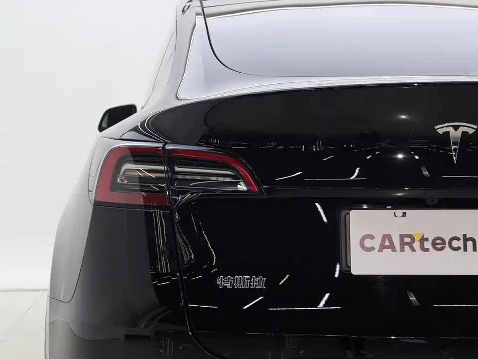 Tesla Model Y Tesla Model Y