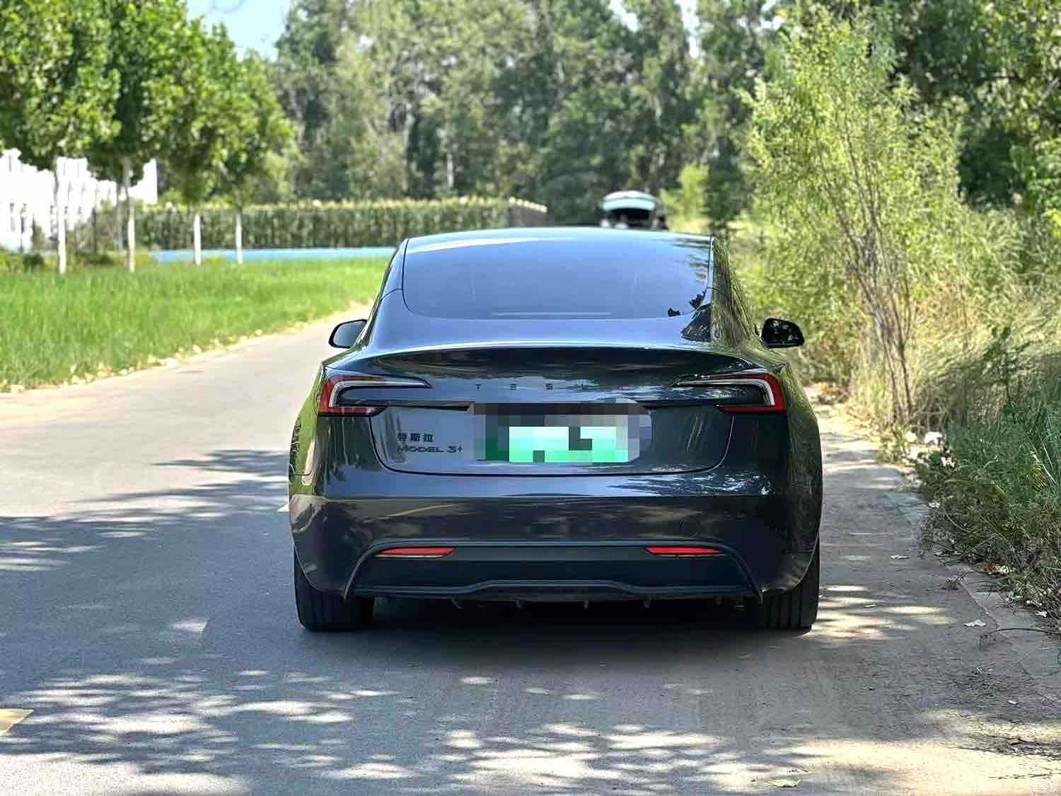 Tesla Model 3, 2024 7
