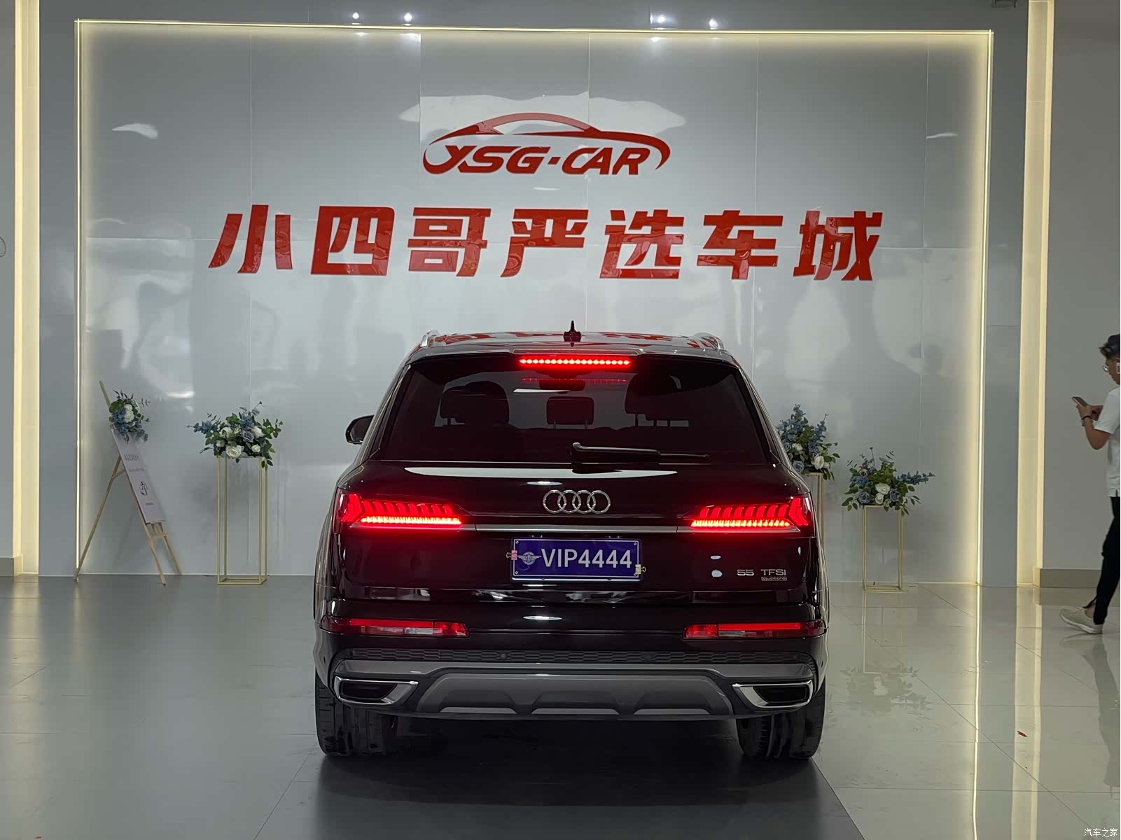Audi Q7, 2022 все фото