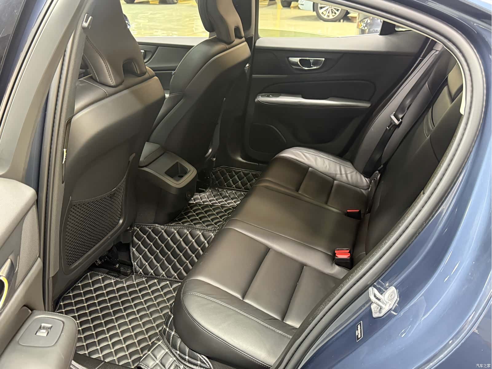 Volvo S60, 2022 16