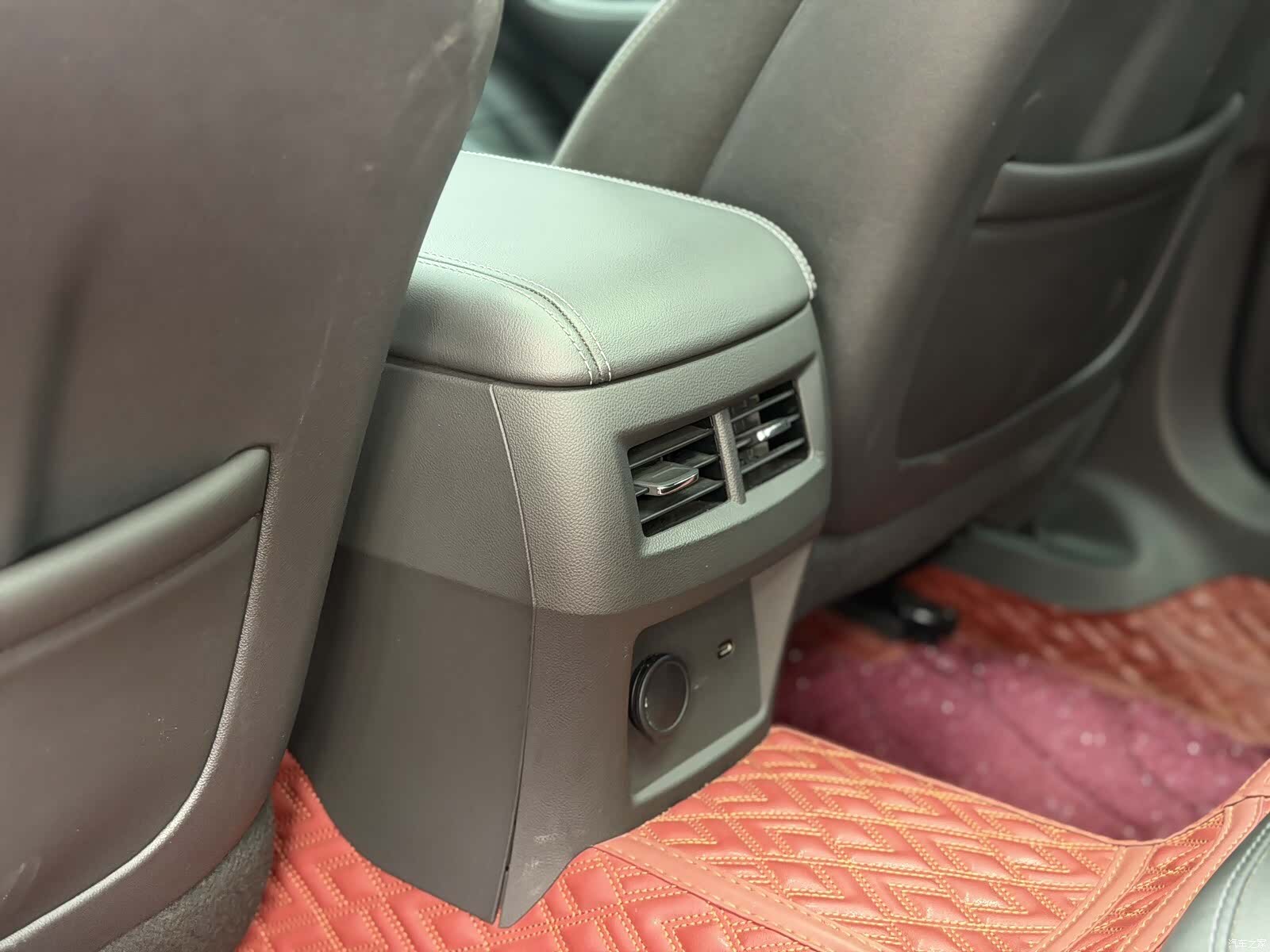 Cadillac CT5, 2023 11