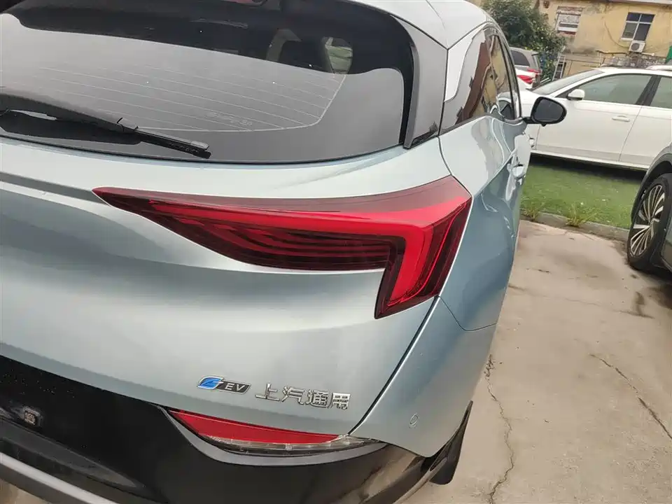 Buick Slightly blue 6