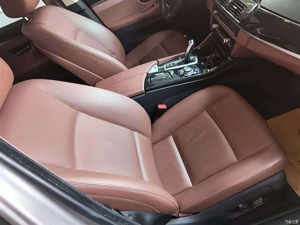 BMW 5 Series, 2017 25