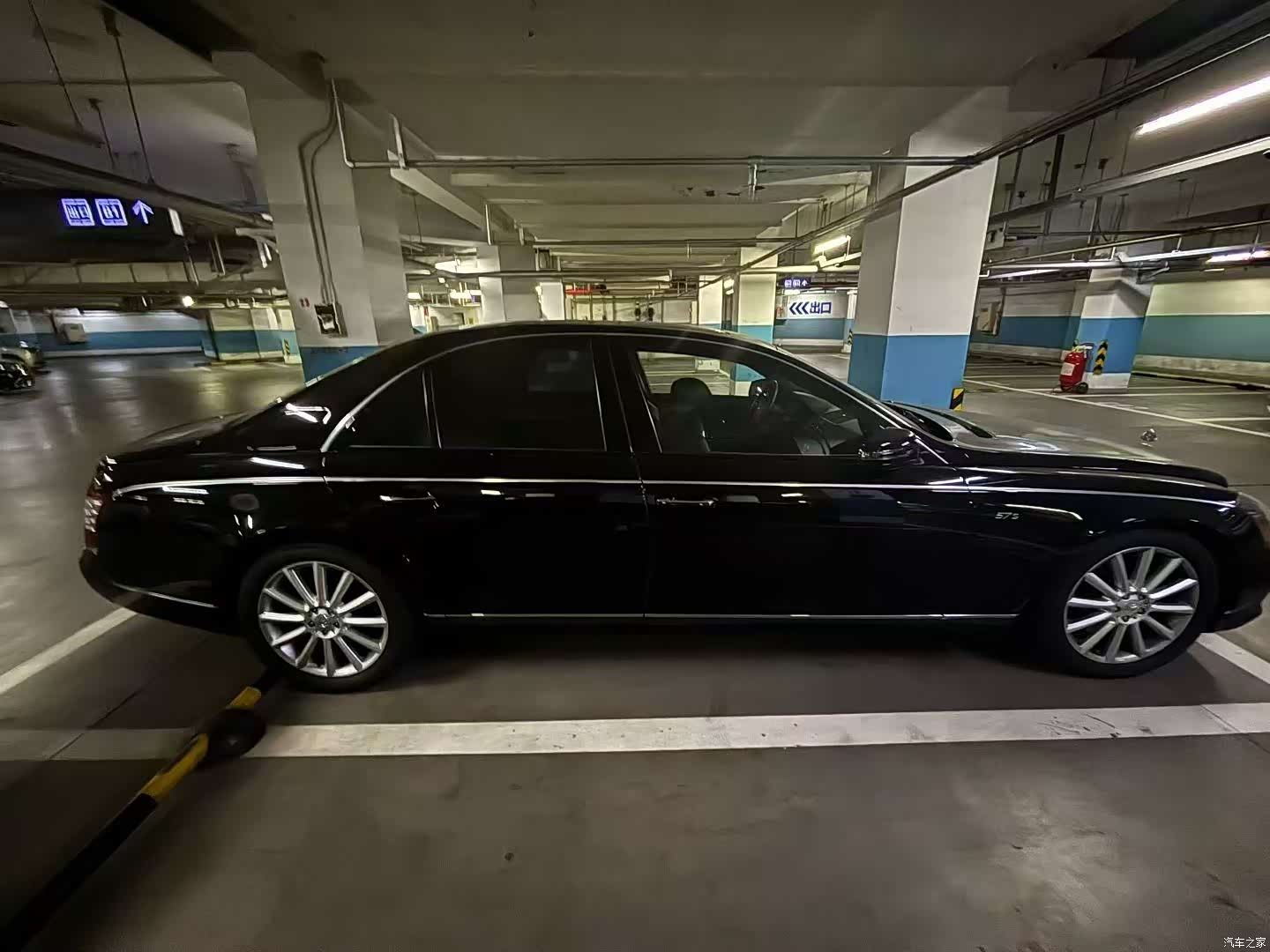 Maybach 57, 2012 9