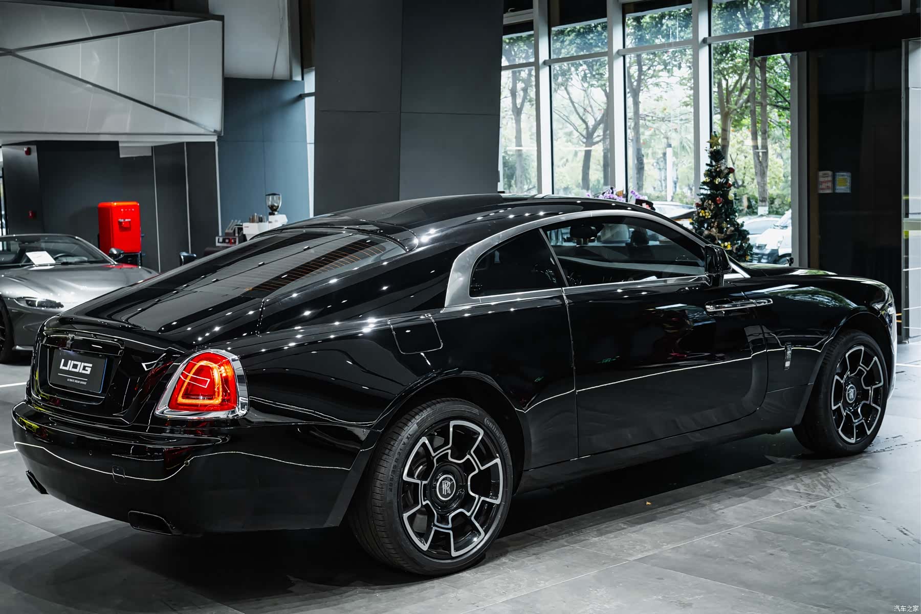 Rolls-Royce Wraith, 2017 8
