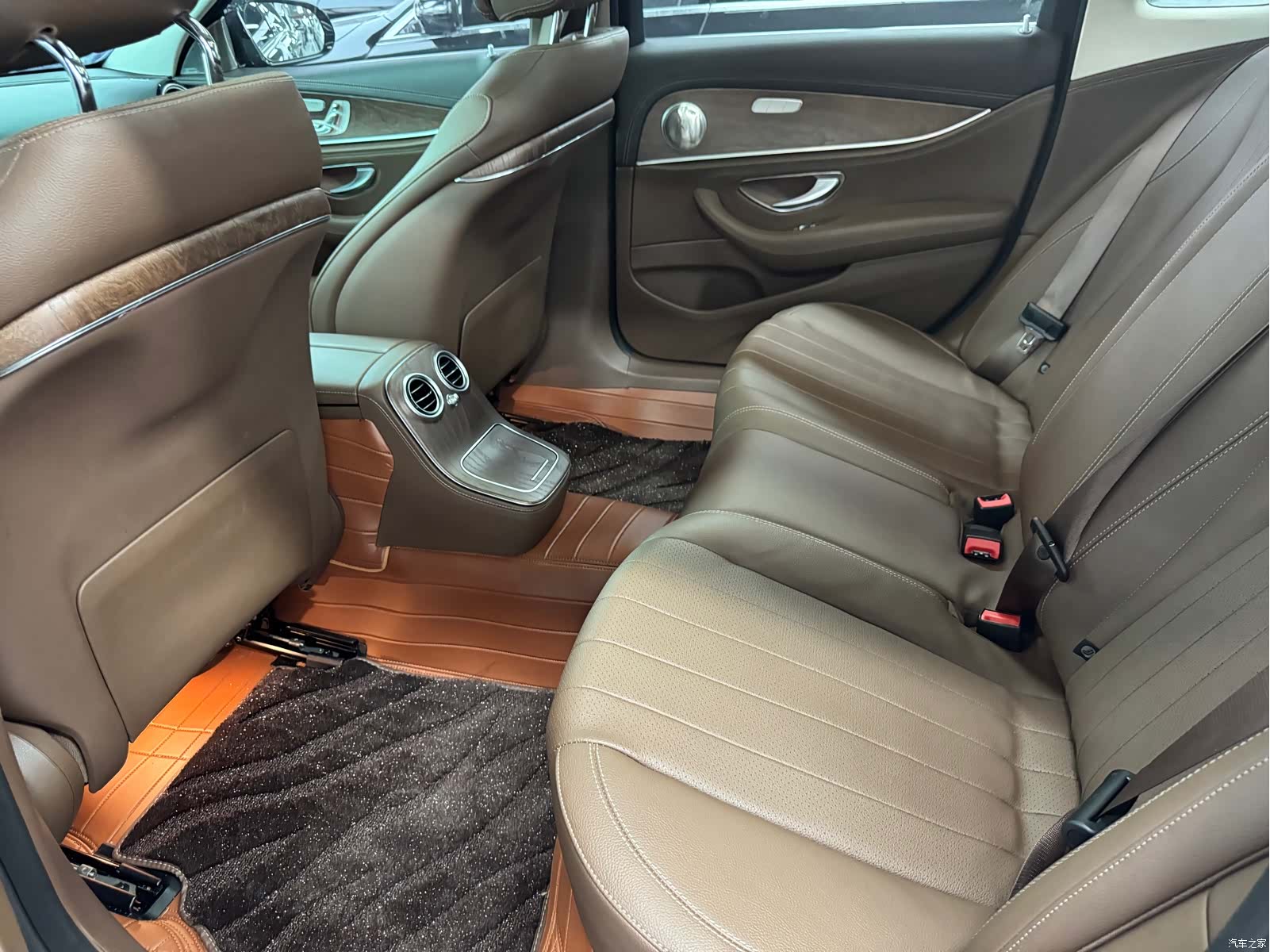 Mercedes-Benz E-Class, 2023 7