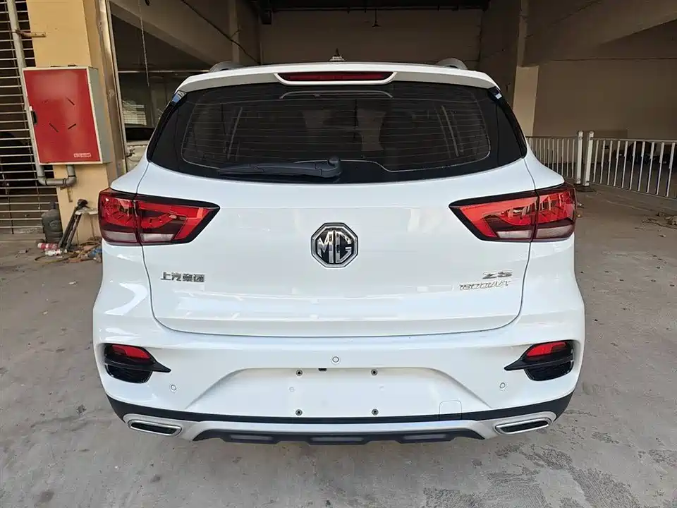 MG ZS