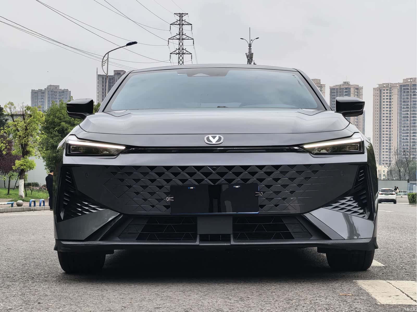 Changan UNI-V, 2024 2