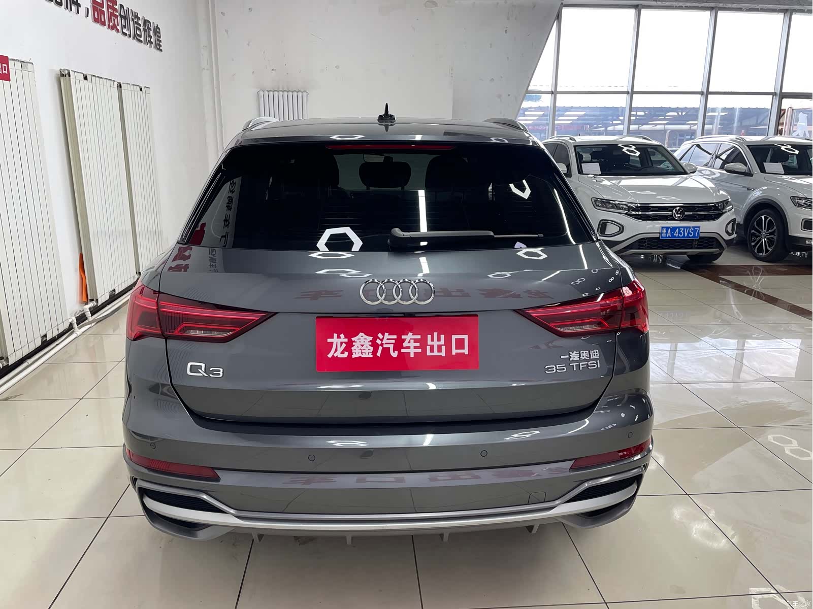 Audi Q3, 2022 все фото