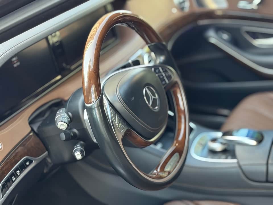 Mercedes-Benz Maybach S-class