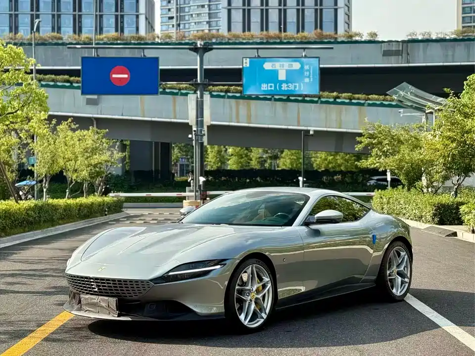 Ferrari Roma