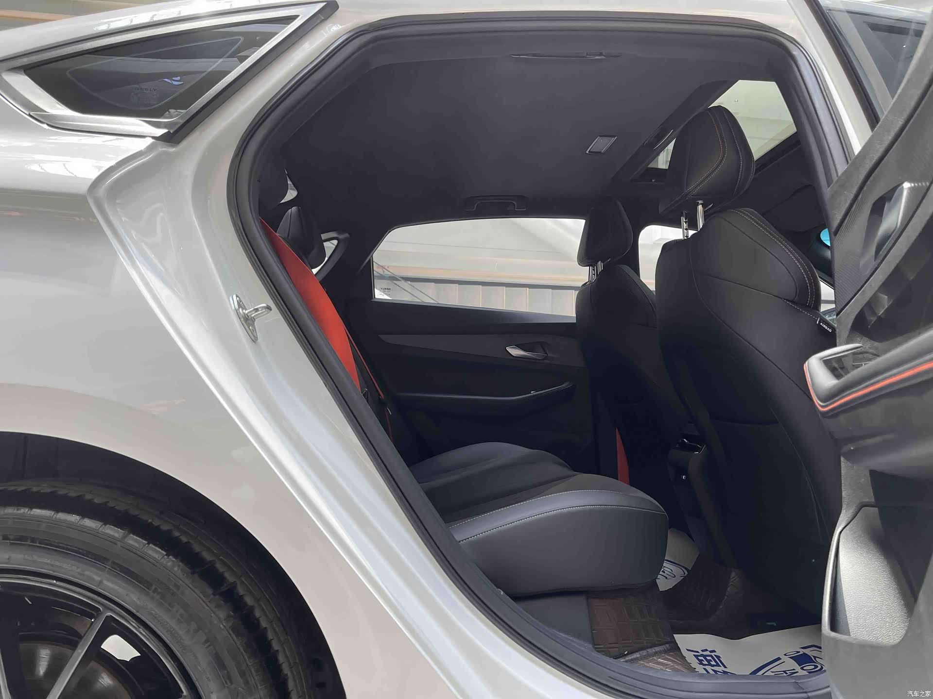 Geely Binray, 2023 9
