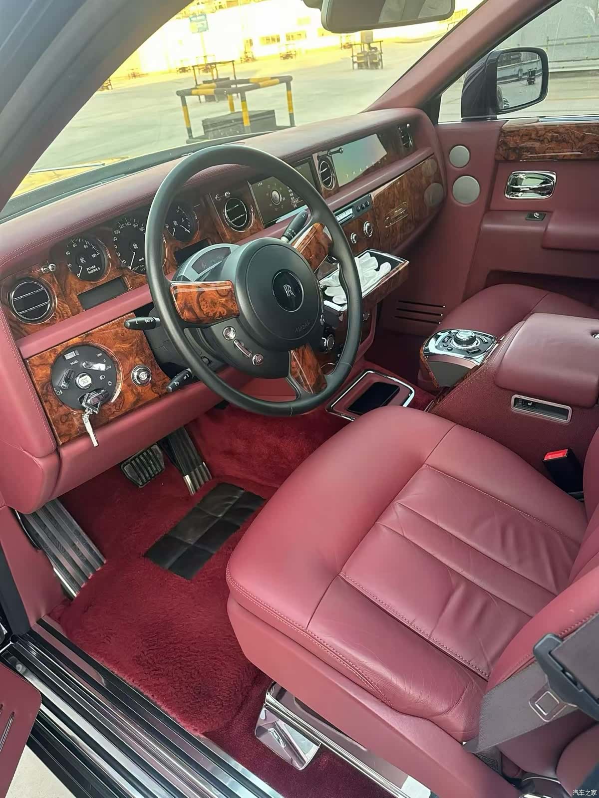 Rolls-Royce Phantom, 2013 4