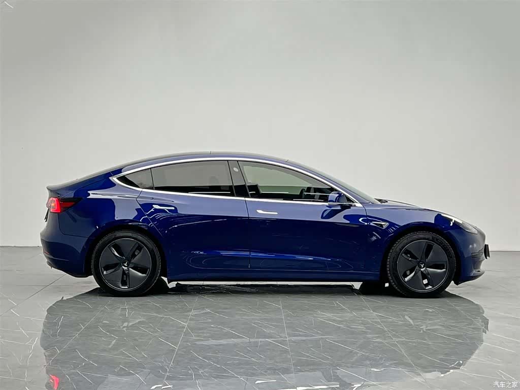 Tesla Model 3, 2020 7