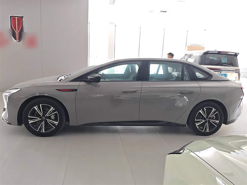 Hongqi EH7 Hongqi EH7