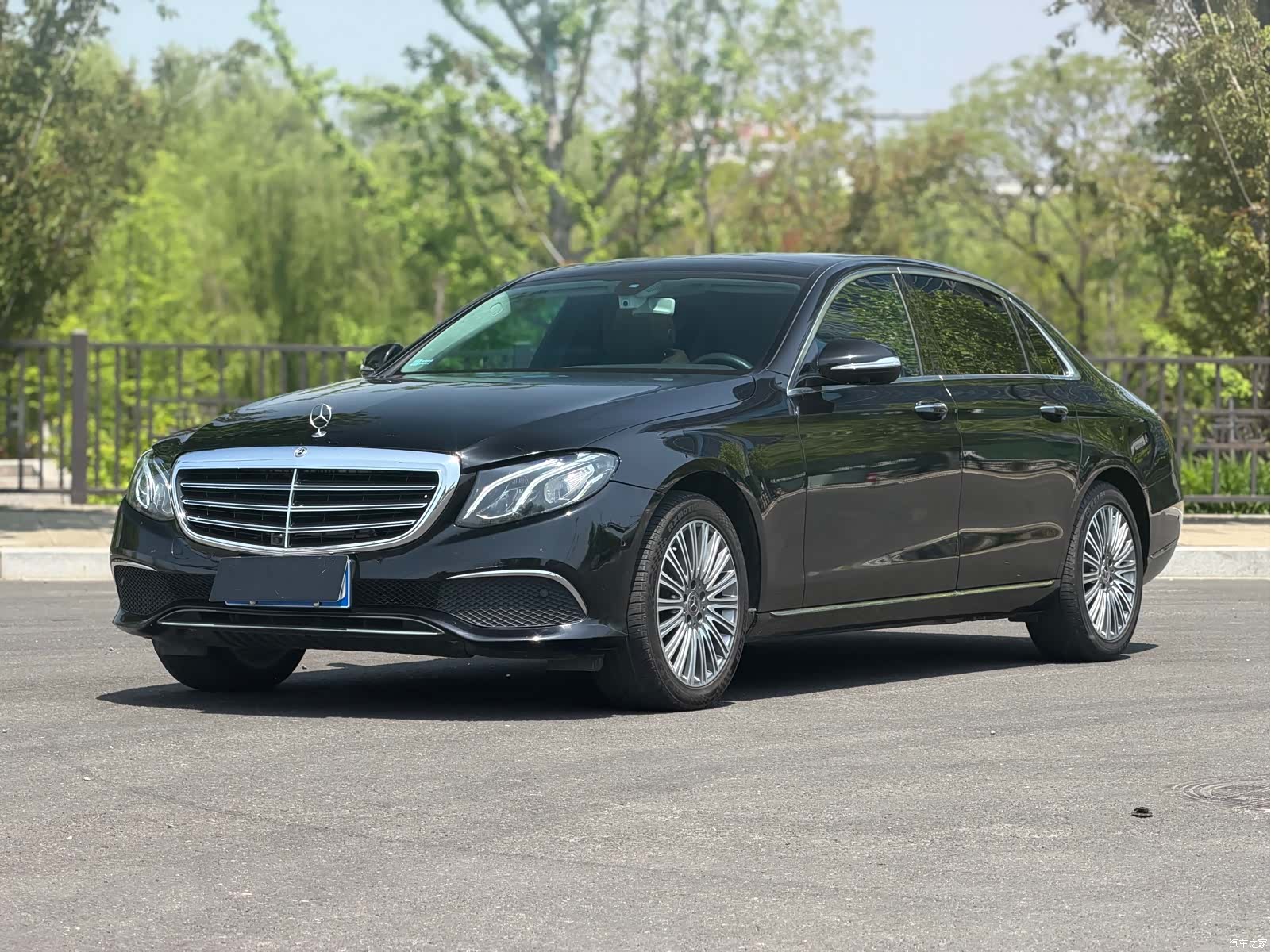 Mercedes-Benz E-Class, 2020 1