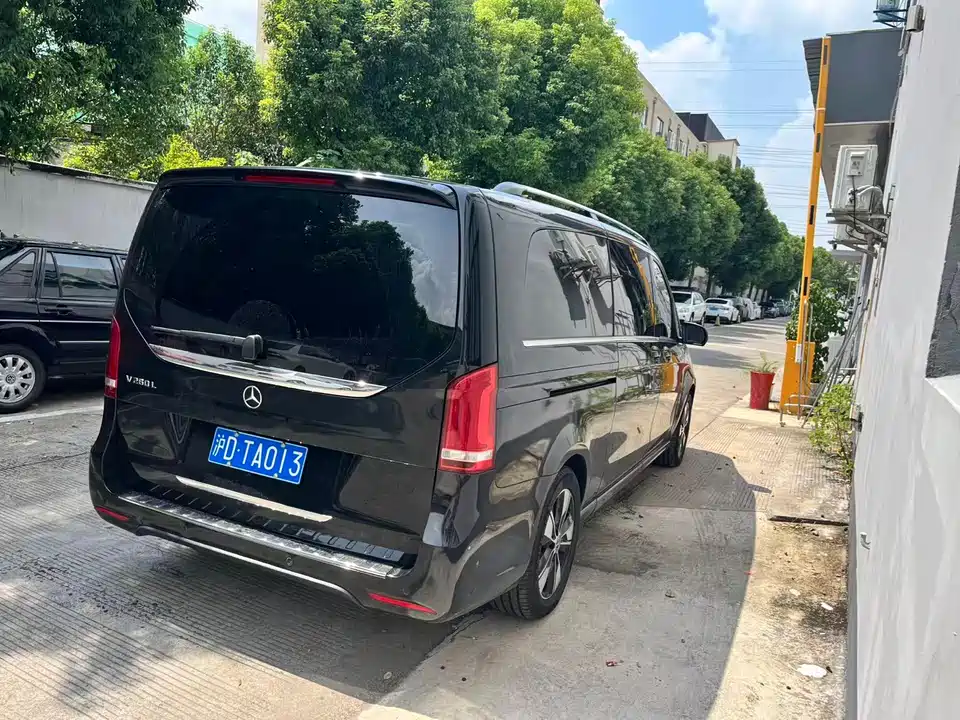 Mercedes-Benz V-class Mercedes-Benz V-class