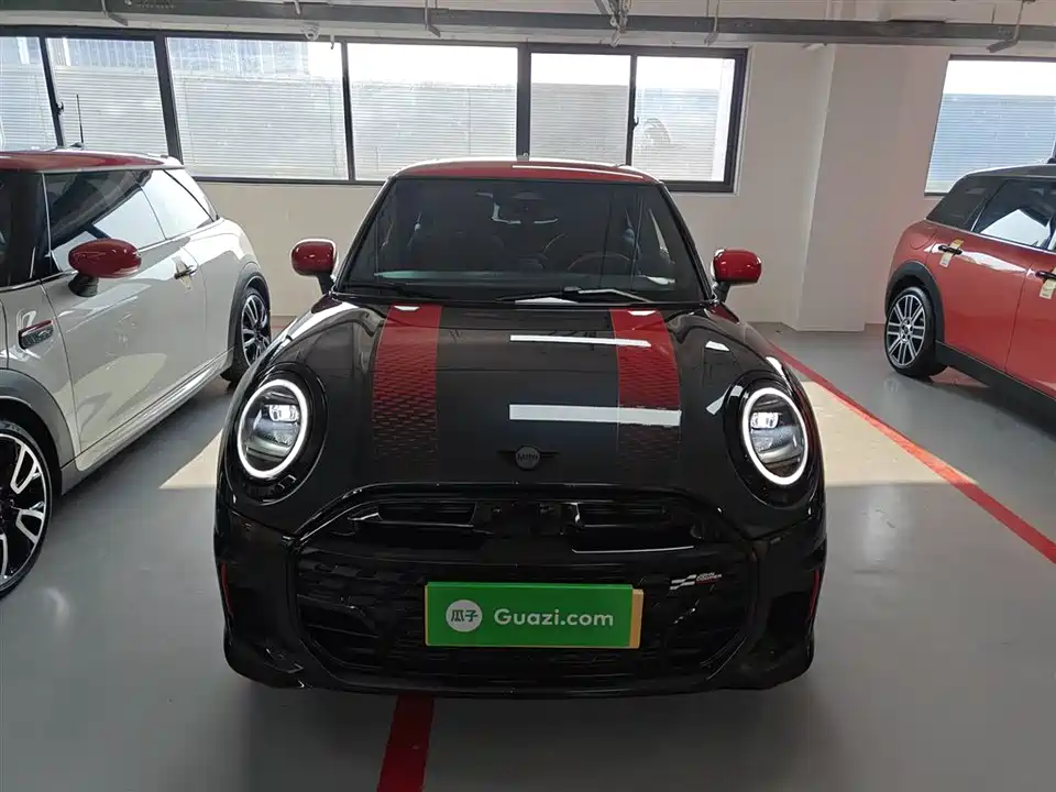 MINI JCW