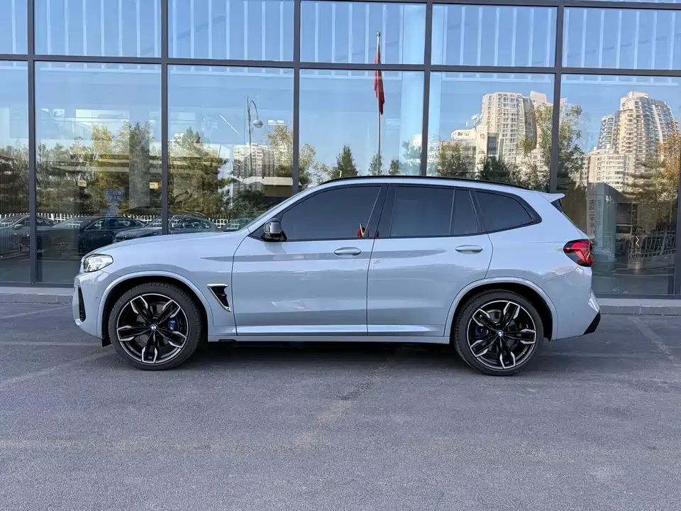 BMW X3 M40i