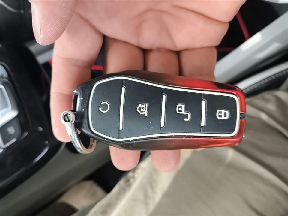 BYD Yuan Pro BYD Yuan Pro