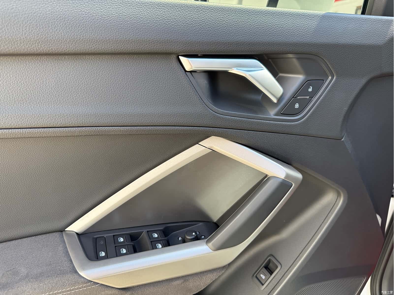 Audi Q3, 2023 11