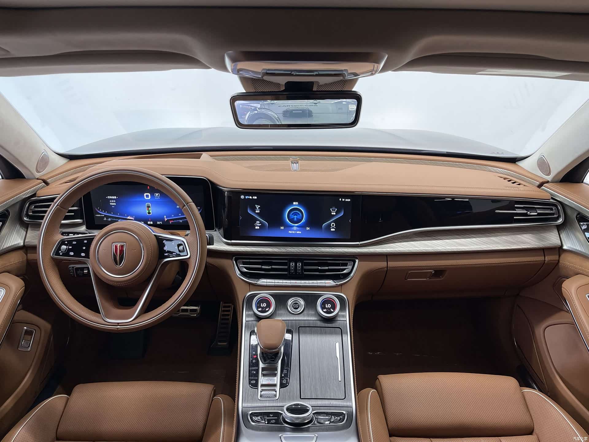 Hongqi H9, 2022 13