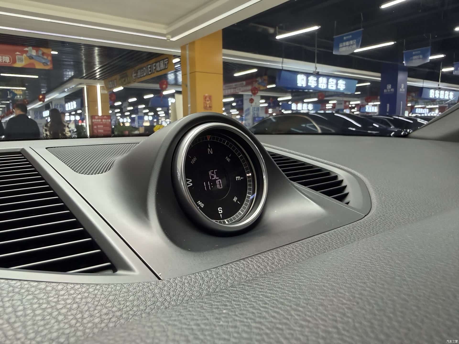 Porsche Macan, 2019 8