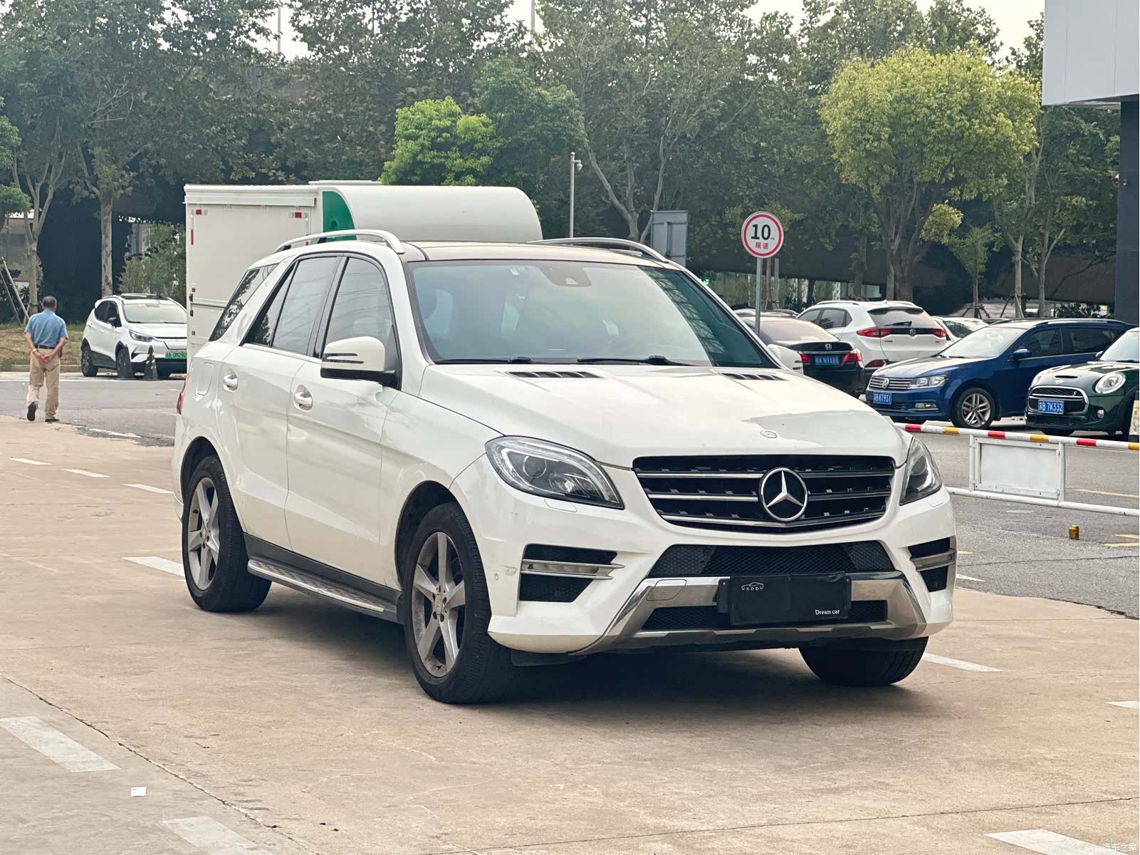 Mercedes-Benz M-Class, 2015 3