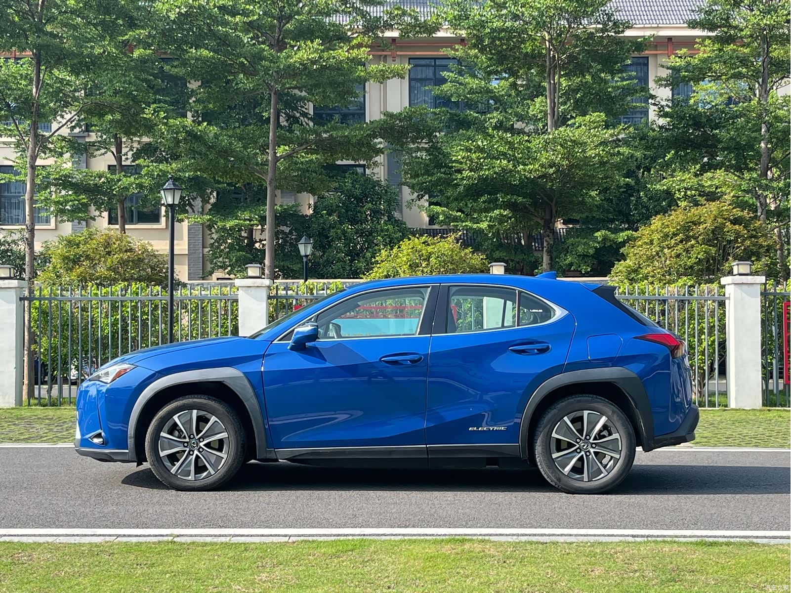 Lexus UX, 2020 13