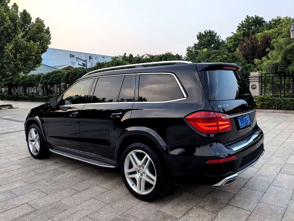 Mercedes-Benz GL grade