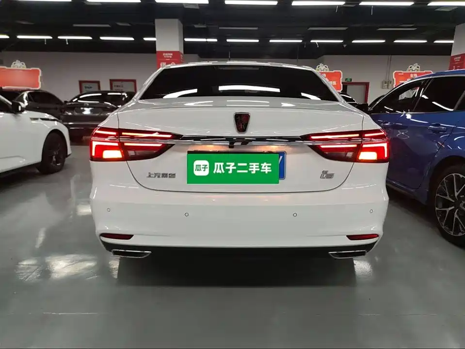 Roewe i6