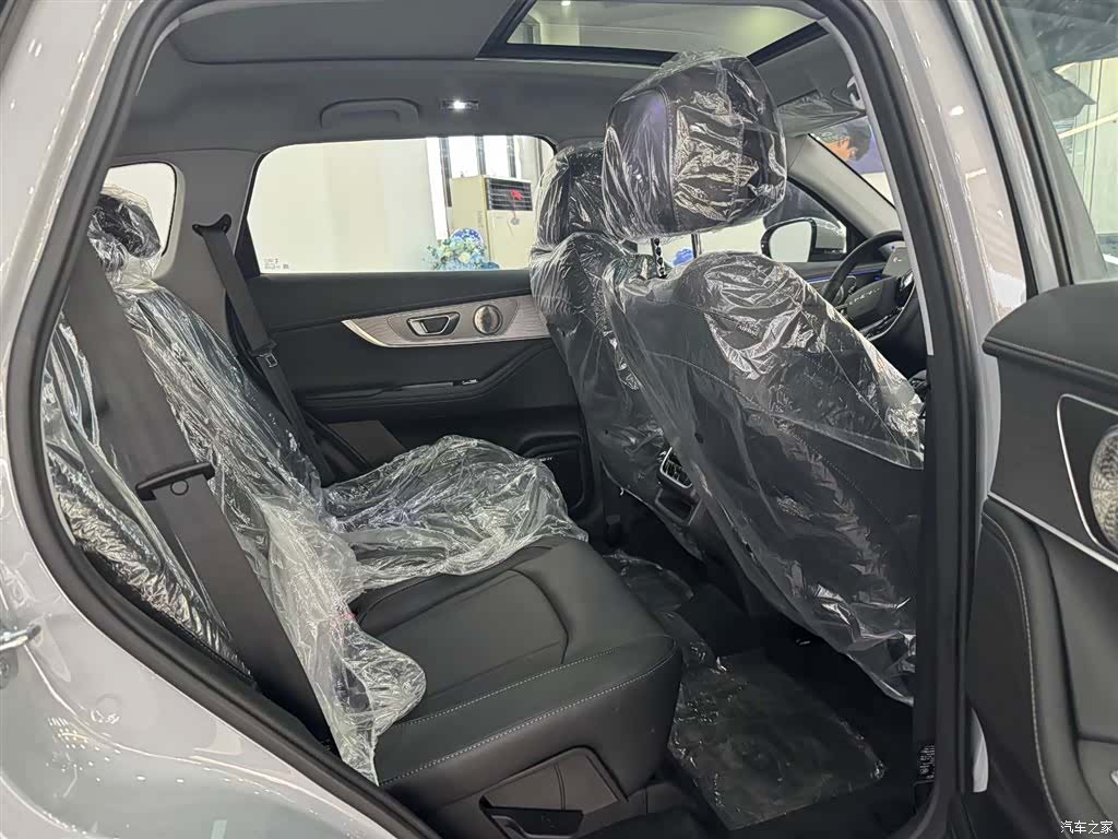 Chery Tiggo 8, 2025 11