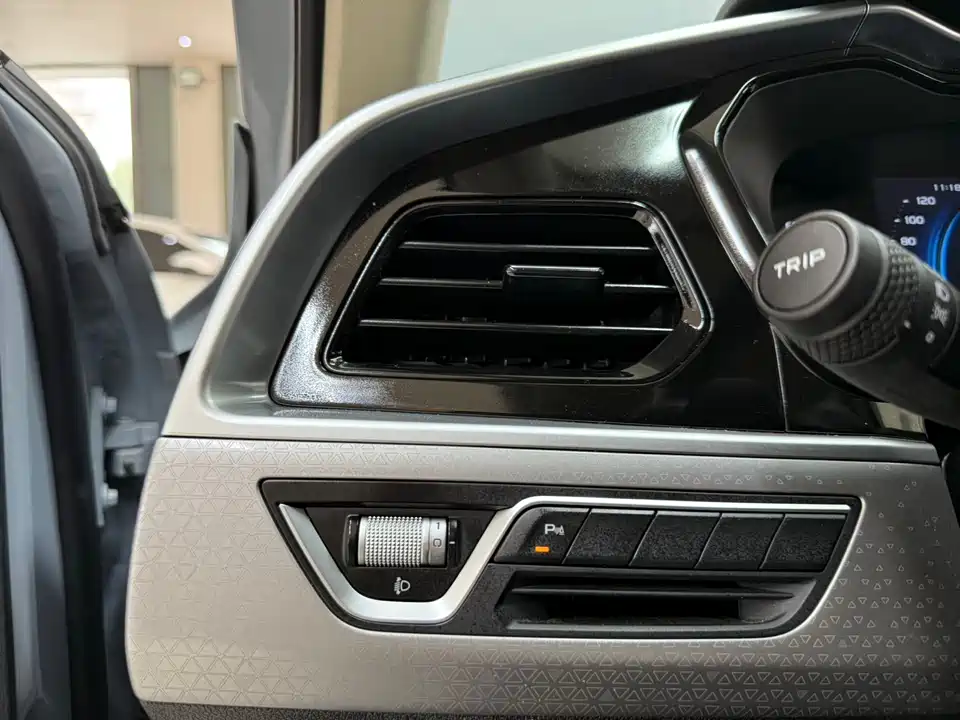 Geely Tugella (рест)