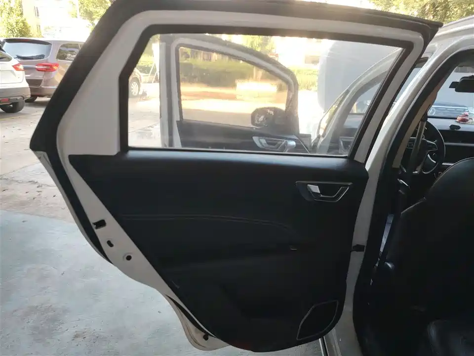 Geely Vision X3