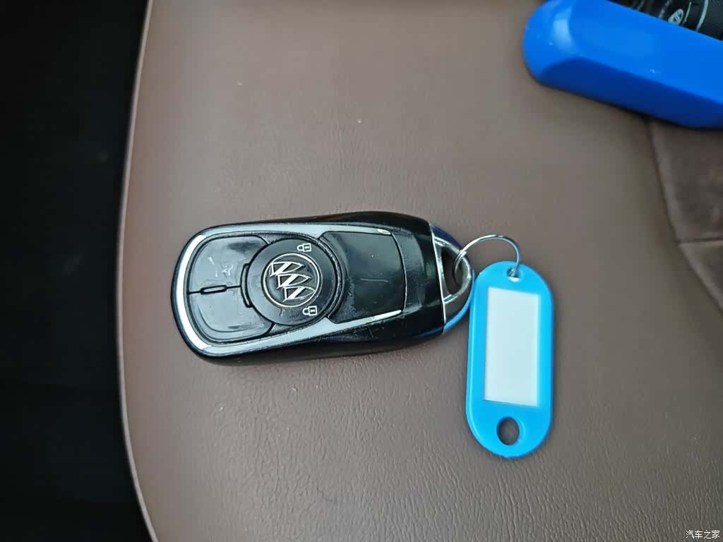 Buick Envision Plus, 2017 17