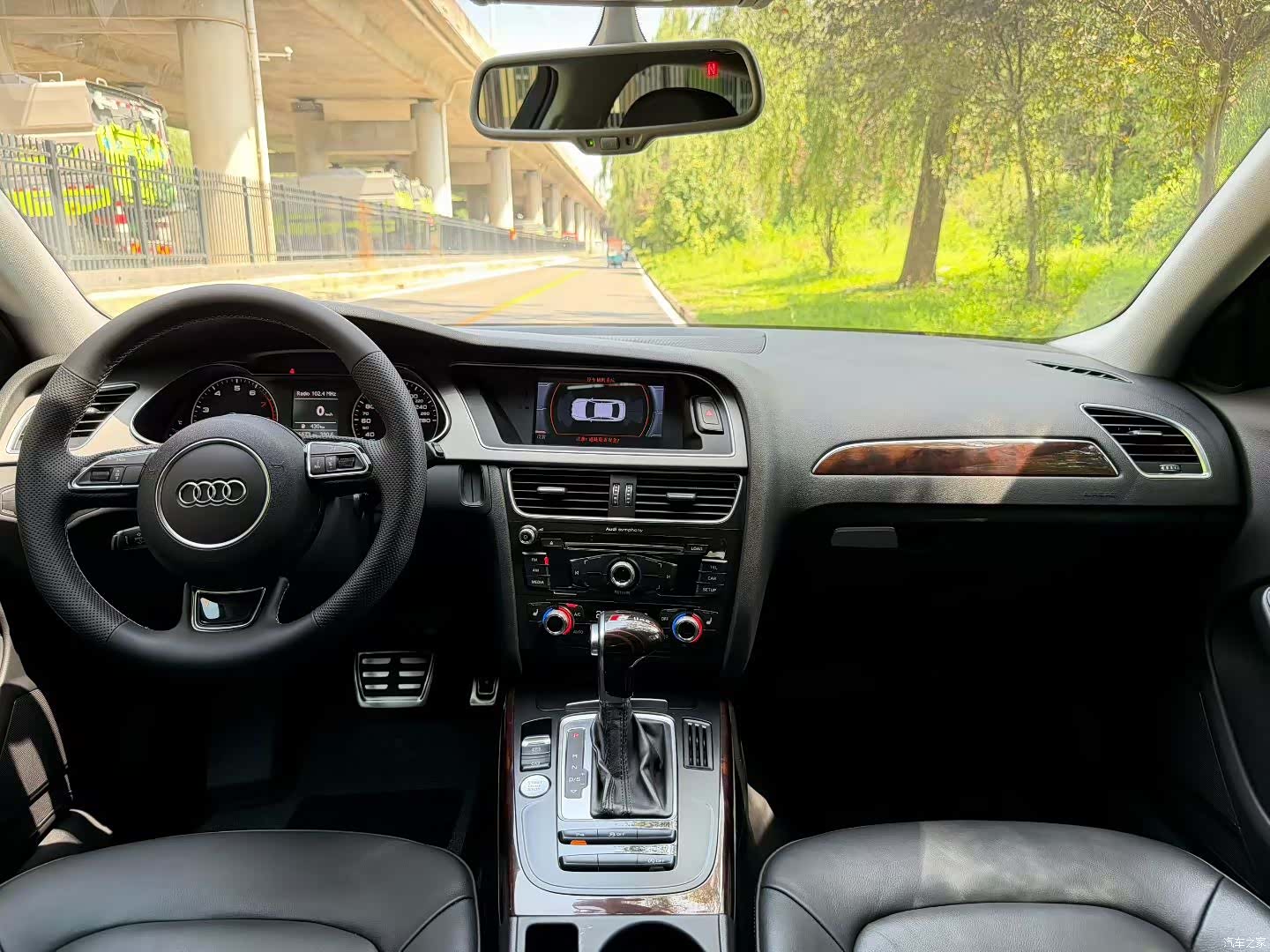 Audi A4L, 2016 все фото