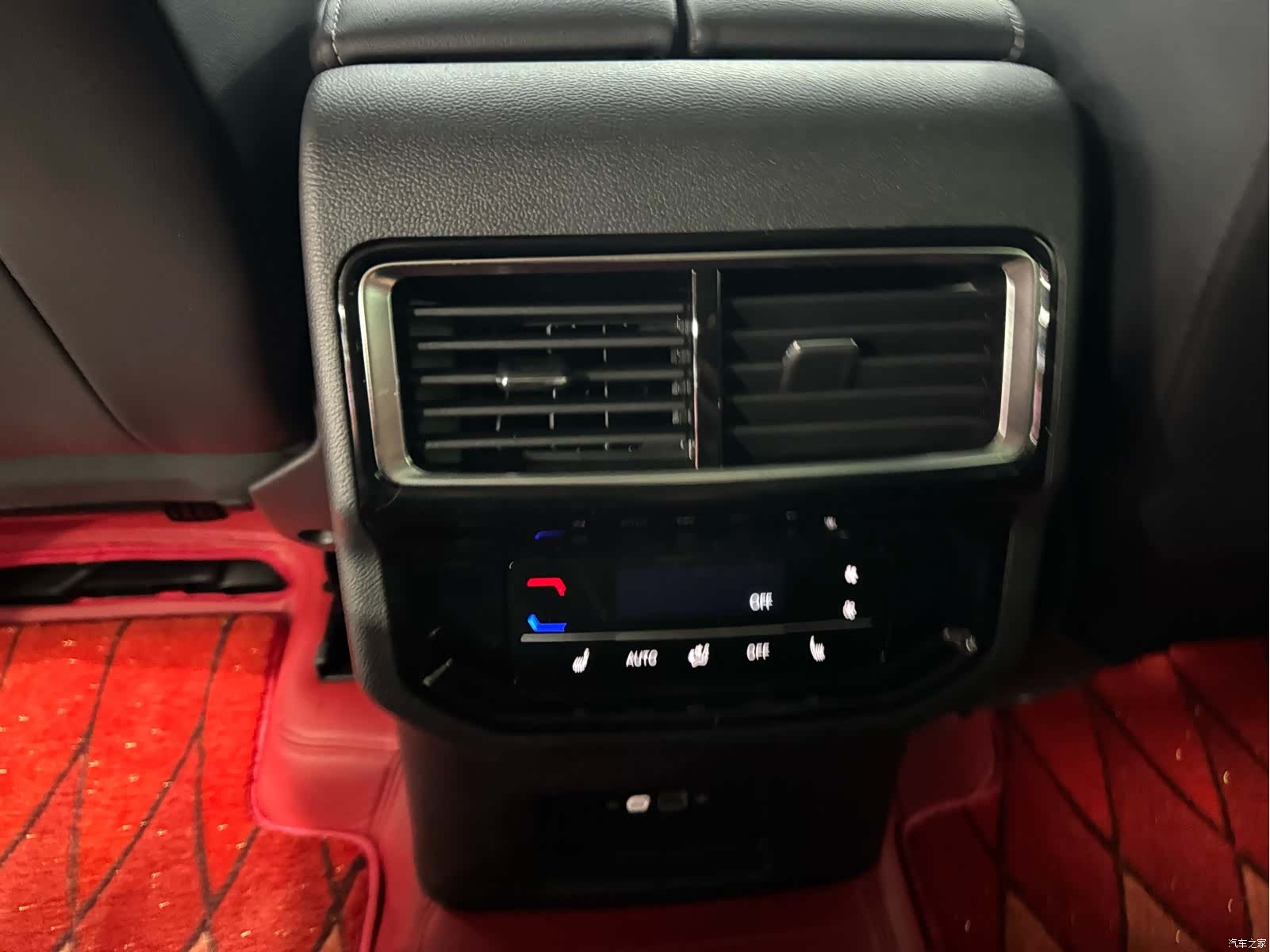Volkswagen Teramont X, 2022 19
