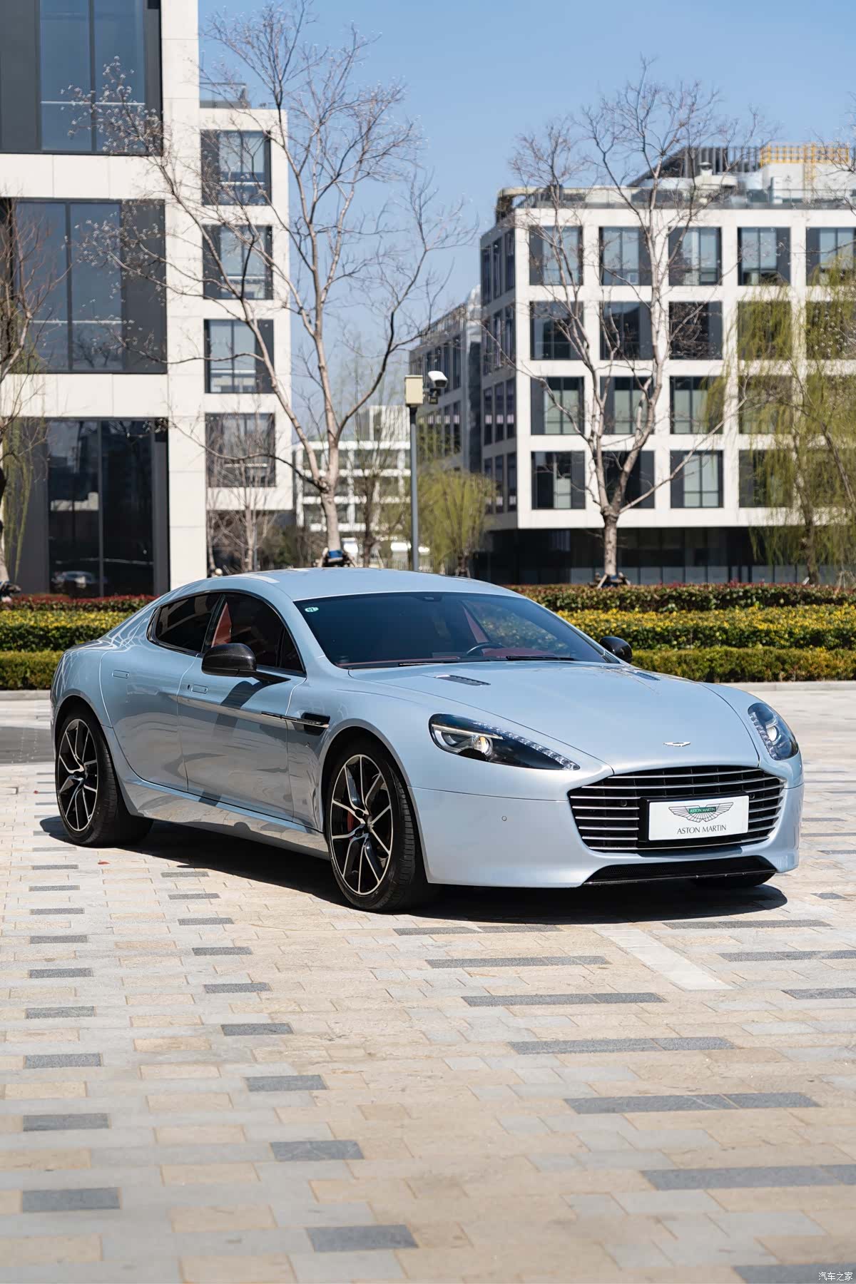 Aston Martin Rapide, 2018 3