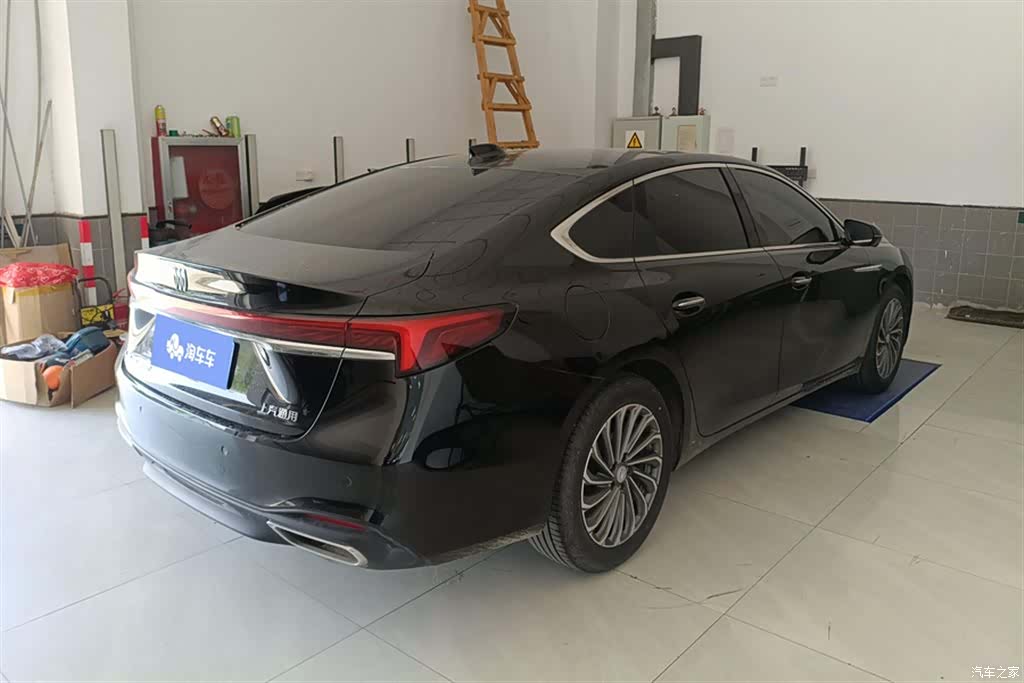 Buick LaCrosse, 2023 3