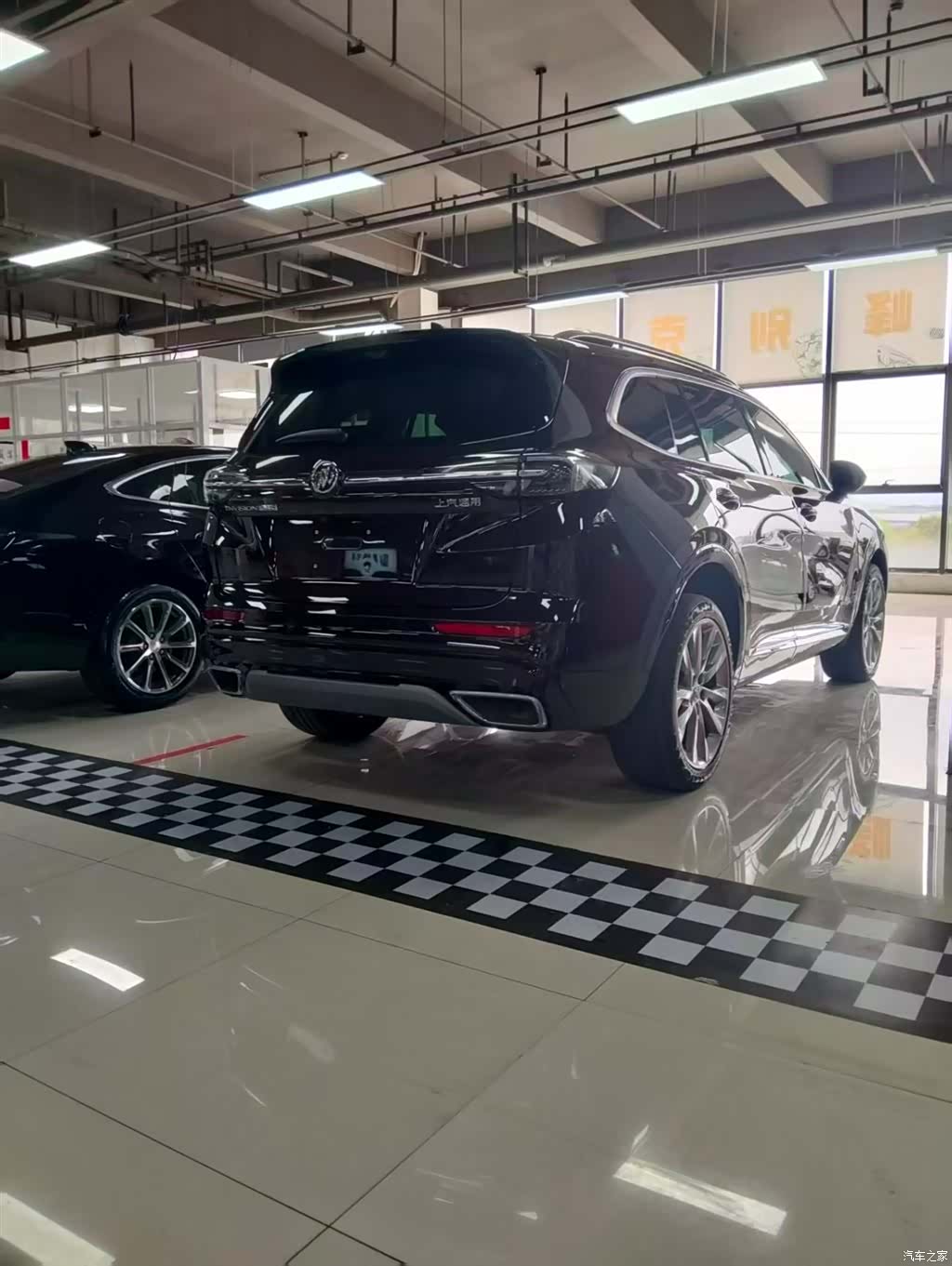 Buick Envision Plus, 2022 10