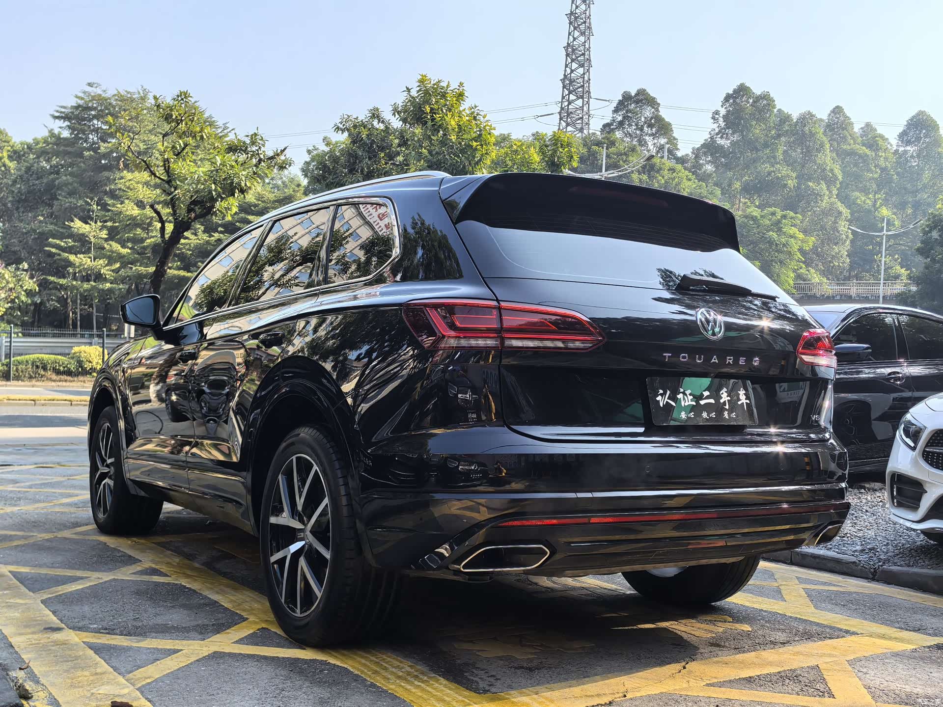 Volkswagen Touareg, 2020 все фото