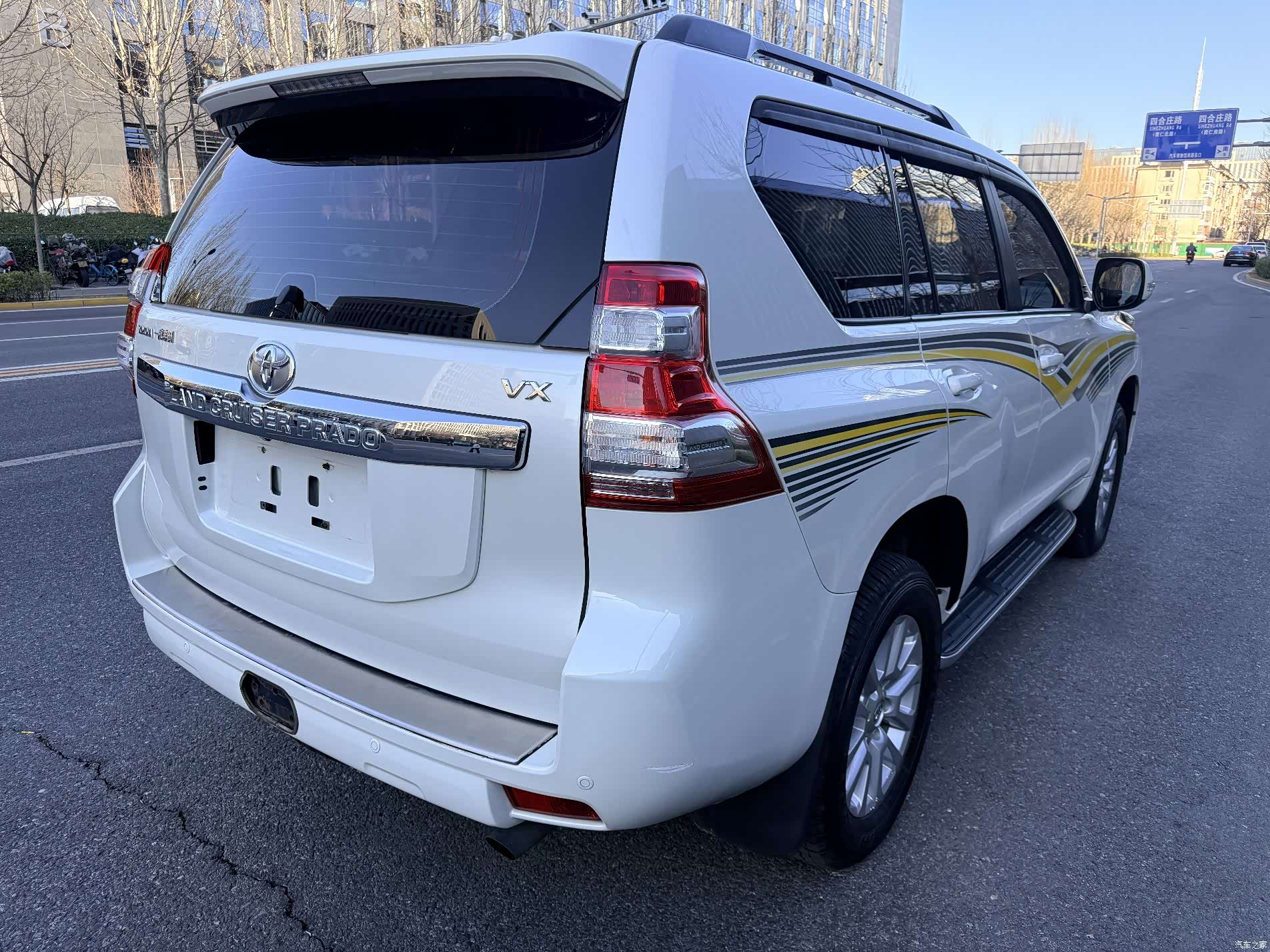 Toyota Prado, 2017 18