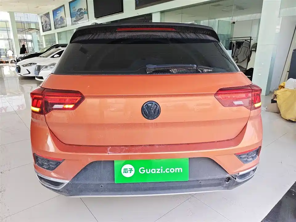 Volkswagen T-ROC exploring Songs